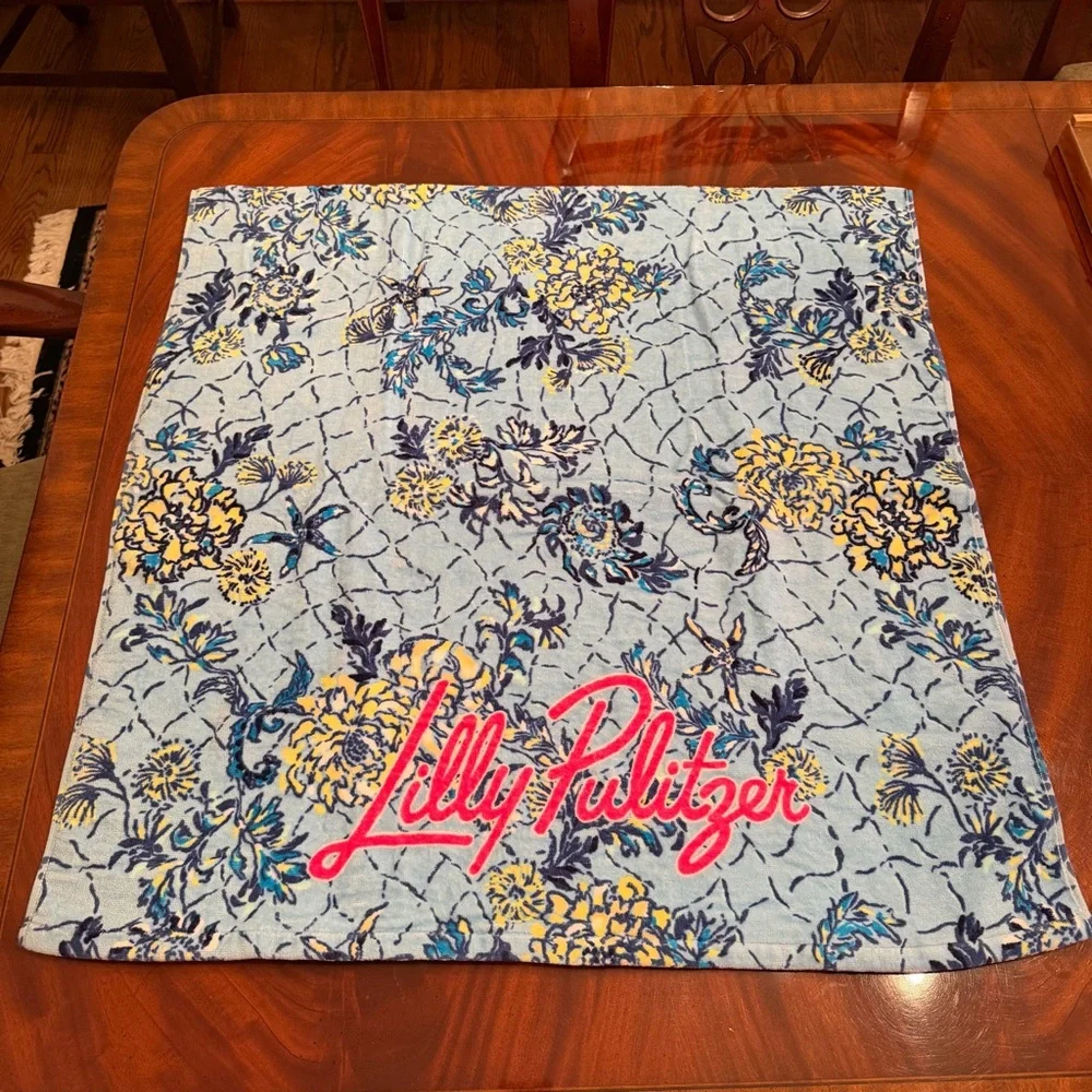 NWT Lilly Pulitzer Bellevue Blue Breakers Beach Towel